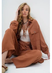 Trend Alaçatı Stili بدلة سفاري نسائية بنية بجيب مزدوج وبنطلون Aerobin واسع الساق بخصر مطاطي Ymx8448