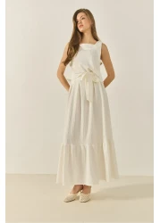 Bianco Lucci بلوزة نسائية بحزام سميك مع تنورة طويلة فضفاضة بدلة صيفية مزخرفة من الأسفل إلى الأعلى 9329 60281045