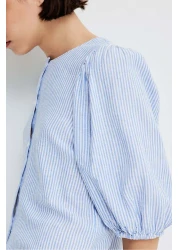 H&M بلوزة من مزيج الكتان