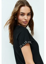  Collection Black Stone Accessory Detailed Regular Pattern Knitted T-Shirt TWOSS24TS00070