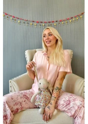 Pijamaevi طقم بيجامة نسائية بأكمام قصيرة وأزرار أمامية حصرية من Mercan Florado