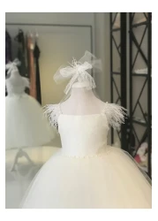 Black&White فستان بناتي أبيض منفوش، فستان عيد ميلاد، فستان زفاف مزين بالريش، موديل الأميرة