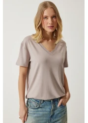 Happiness İstanbul Women's Mink V-Neck Basic Viscose Knitted T-Shirt EN00613