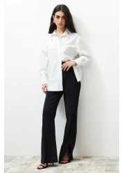  Collection قميص منسوج إكرو بتفاصيل حجرية - مقاس عادي TWOSS24GO00069