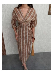 ESRAHELVACI فستان ميدي بأكمام على شكل بالون مكشكش