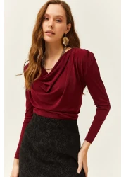 Olalook بلوزة نسائية بياقة مطوية مبطنة باللون الأحمر الداكن BLZ-19002419