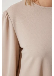 Happiness İstanbul طقم تنورة تونيك كريمي للنساء DD01317