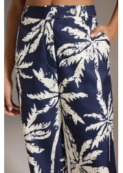  Collection طقم سترة من الكتان الأزرق برقبة على شكل حرف V وسروال واسع الساق - TWOSS25AU00090