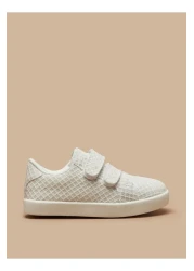 Flora Bella by Shoexpress أحذية رياضية مزخرفة مع إغلاق بخطاف وحلقة