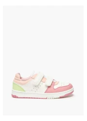 Little Missy حذاء رياضي بألوان متباينة مزود بخطاف وحلقة للإغلاق