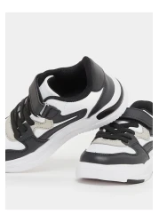 Styli Color Block Low Top Trainer Shoes with Velcro Closure