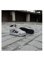 Rexba الصبي اليومي بالأبيض والأسود