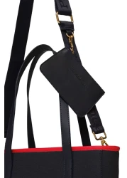 U.S. Polo Assn. حقيبة كتف نسائية باللون الأزرق الداكن والأحمر Us25274