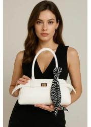 macharelbasic حقيبة يد وكتف بيضاء مع قفل ووشاح مفصل كهدية