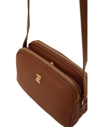 Pierre Cardin حقيبة كتف نسائية بطبعة الجمل 05PO22Y1536