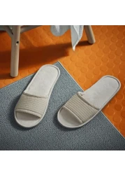 Slippers The Foam In The Soles Give Soft Cushioned Comfort S/M