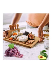 لوح تقديم من الخيزران مع سكاكين الجبن 4 قطع