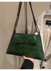 حقيبة كتف كلاسيكية راقية متعددة الإستخدامات بسلسلة رصينة ولون صلب و تصميم انيق لإطلالة شارعية أثناء العطلات،