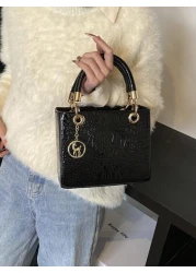 حقيبة يد نسائية كبيرة السعة، حقيبة يد أنيقة فاخرة للنساء، ذات نسيج مزخرف بنمط التمساح، باللون الأسود، ذات حزا