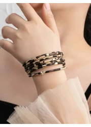 4 قطع طقم مجوهرات نمر للنساء - أقراط معدنية، أساور، قلادة مع علاقة شراشيب، وحقيبة يد - اكسسوارات أنيقة ذات طراز