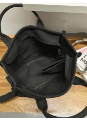 peach tree 1pc Men Shoulder Bag Crossbody Bag Tote Bag Casual Versatile Lightweight Nylon Messenger Bag Multifunctional Outdoor Bag Minimalist And Chic Gift Black Large Capacity Portable Fashion Casua