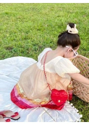 Fashionable Cute Mini Heart Embroidered Pouch Bag Small Crossbody Coin Purse Mainly For Hanging Decorations Relatively Small Capacity Low Practicality