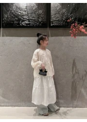 حقيبة كتف مزدوجة الوجه من الجلد الصلب بطراز الماكرون الموضة نفسها التي ترتديها المشاهير ، مقفلة بسلسلة كتف مت