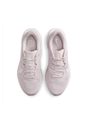 Nike حذاء رياضي نسائي من WMNSNIKEQUEST6