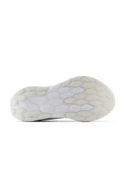 New Balance Women's Logo Detail Lace-Up Sports Shoes - 520