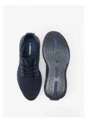 Oaklan by Shoexpress حذاء رياضي بملمس مميز وتفاصيل دانتيل