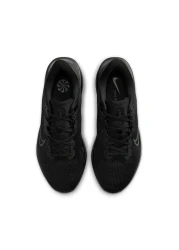 Nike Quest 6 - Comfortable and Fashionable Sneakers