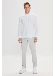 AC&Co / Altınyıldız Classics قميص رجالي أبيض 100% من القطن الفانيلا أكسفورد بقصة ضيقة وياقة بأزرار
