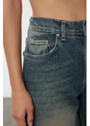  Collection بنطلون جينز فضفاض ذو خصر عادي أزرق داكن أكثر استدامة TWOAW25JE00140