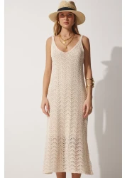 Happiness İstanbul فستان تريكو صيفي مخرم بحزام كريمي للسيدات NF00044