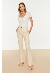  Collection Ecru Fitted Sweetheart Neckline Ribbed Stretchy Knitted Blouse TWOSS22BZ1221