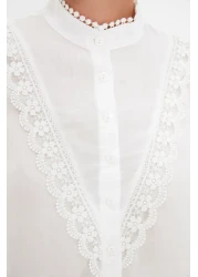  Collection Cotton White Lace Shirt - Regular Fit TWOAW21GO0077