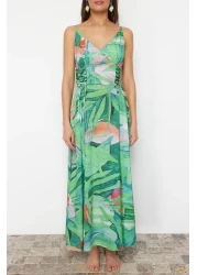  Collection فستان شاطئ طويل منسوج بطباعة استوائية باللون الأخضر TBESS24EL00098