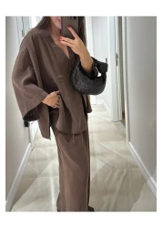 Lavanta Tekstil طقم بنطلون كيمونو بياقة على شكل حرف V وزر واحد