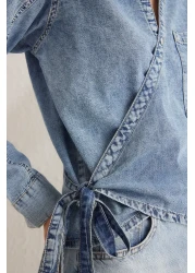  Collection قميص أزرق مزدوج الصدر من قماش الدنيم TWOSS25GO00023