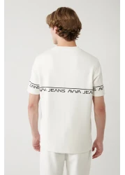 Avva تي شيرت رجالي أبيض مطبوع برقبة دائرية وناعم الملمس A41y1329