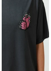  Collection Anthracite Front and Back Printed Oversize/Wide Fit Crew Neck Knitted T-Shirt TWOSS24TS00119