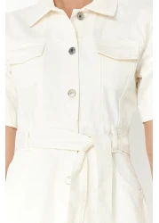  Collection فستان طويل من قماش الدنيم بحاشية إكرو مع حزام TWOSS24EL00377