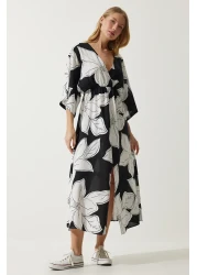 Happiness İstanbul فستان فيسكوز صيفي منقوش بياقة ملفوفة باللونين الأبيض والأسود DK00166