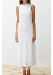 Collection White Plain Texture A-line/Bell Form Crew Neck Texture Maxi Dress TWOSS24EL00683