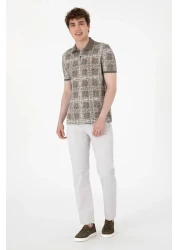 U.S. Polo Assn. تي شيرت رجالي بقصة عادية وياقة بولو منقوشة من فرو المنك 50299641-vr052