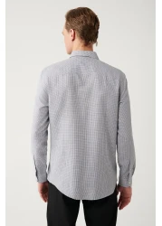 Avva قميص رجالي من القطن ذو الياقة السوداء سهل الكي A32y2089