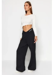  Collection بنطال محبوك بطبعة سوداء بأرجل واسعة/قصة مريحة وخصر غير متماثل TWOAW23PL00389