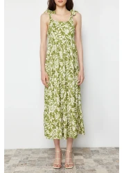  Collection فستان ماكسي محبوك باللون الأخضر مع تنورة بحمالات مكشكشة TWOSS23EL02328