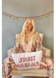 Pijamaevi طقم بيجامة نسائية محبوكة حصريًا من Salmon Flore