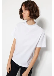  Collection تي شيرت محبوك أساسي بياقة واقفة مخطط باللونين الأبيض والأسود والأبيض TWOSS20TS1500